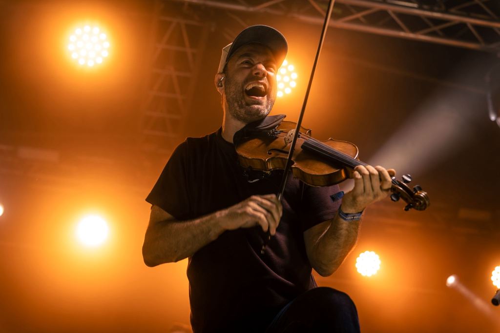 Florian Janoske, Geiger und Geschäftsführer der Band Versengold